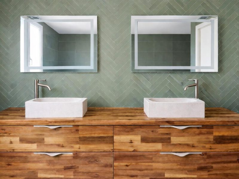 Double vasque massive en pierre de taille