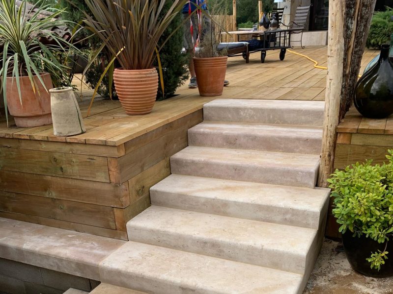 Escalier en pierre de bourgogne