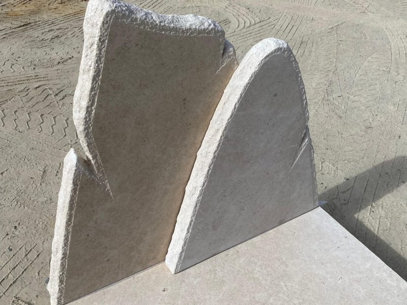 Monument en pierre de charente Monument en pierre de charente