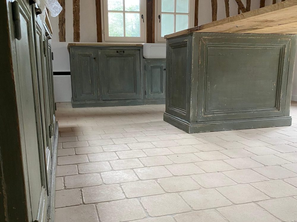 Sol massangis Sol intérieur en pierre de bourgogne